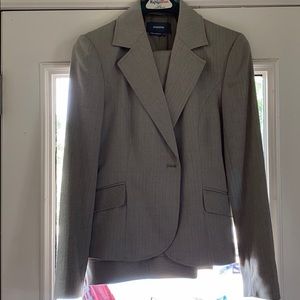 Maxime Brown Pant Suit, Size 6